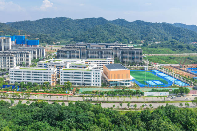 教育  小学  新建  开学
