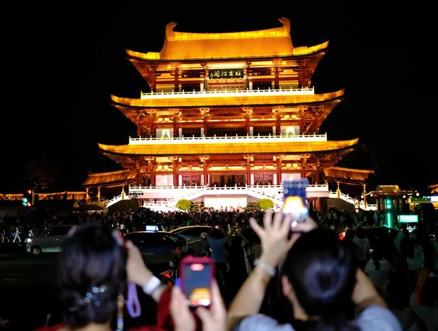 杜甫江阁