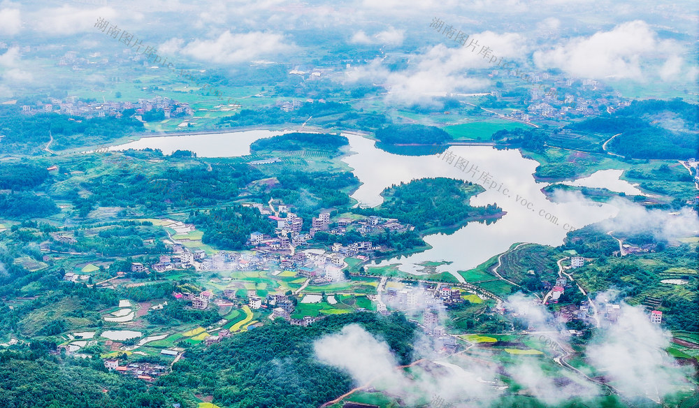 云雾  仙境  田园  乡村  画卷