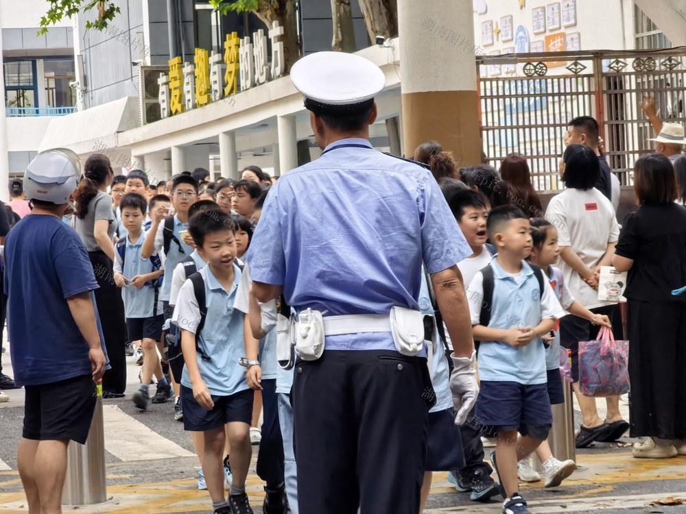 护校交通安全