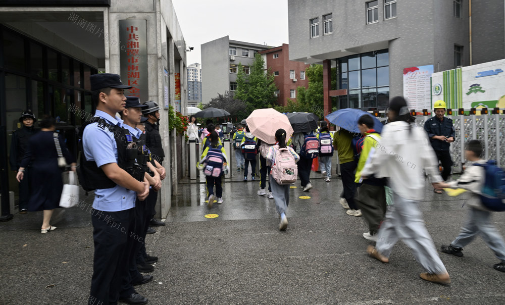 公安法制，平安校园，护学行动