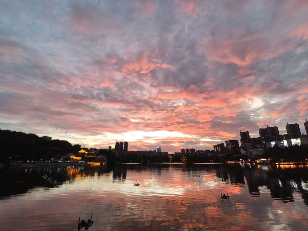 北湖公园 湖畔 夕阳