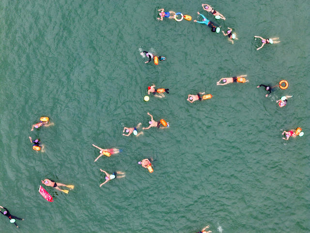 资兴市 东江湖 东江湾 夏日冬泳 运动员 体育赛事