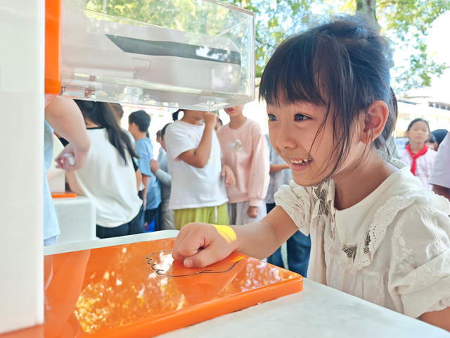 科普  科学  校园  科技  学校  学生  乡村  教育