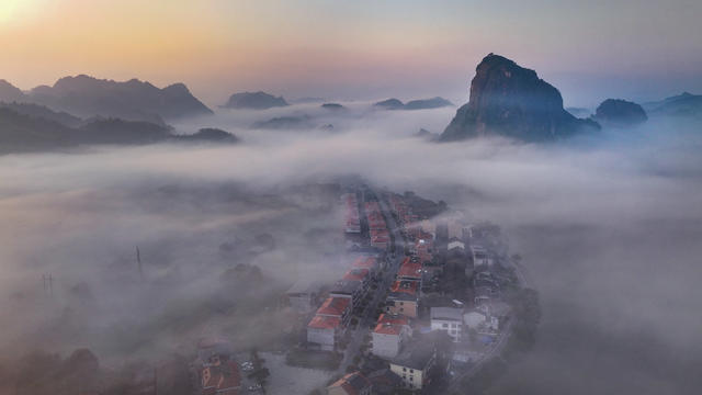 湖南  郴州  苏仙区 
 飞天山  千年古渡  瓦窑坪  晨雾  仙境 
 铁鼎寨  水墨长卷 
