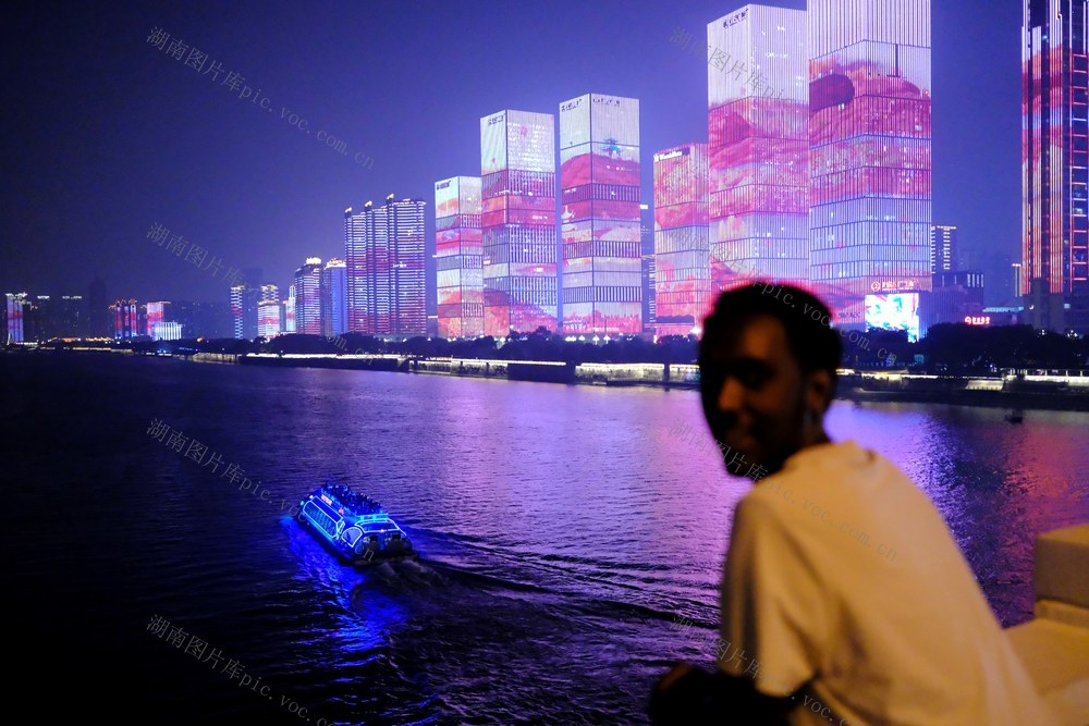 湘江两岸，夜景璀璨