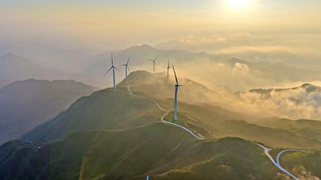 常宁 天堂山 风机 云雾 夕阳 美景