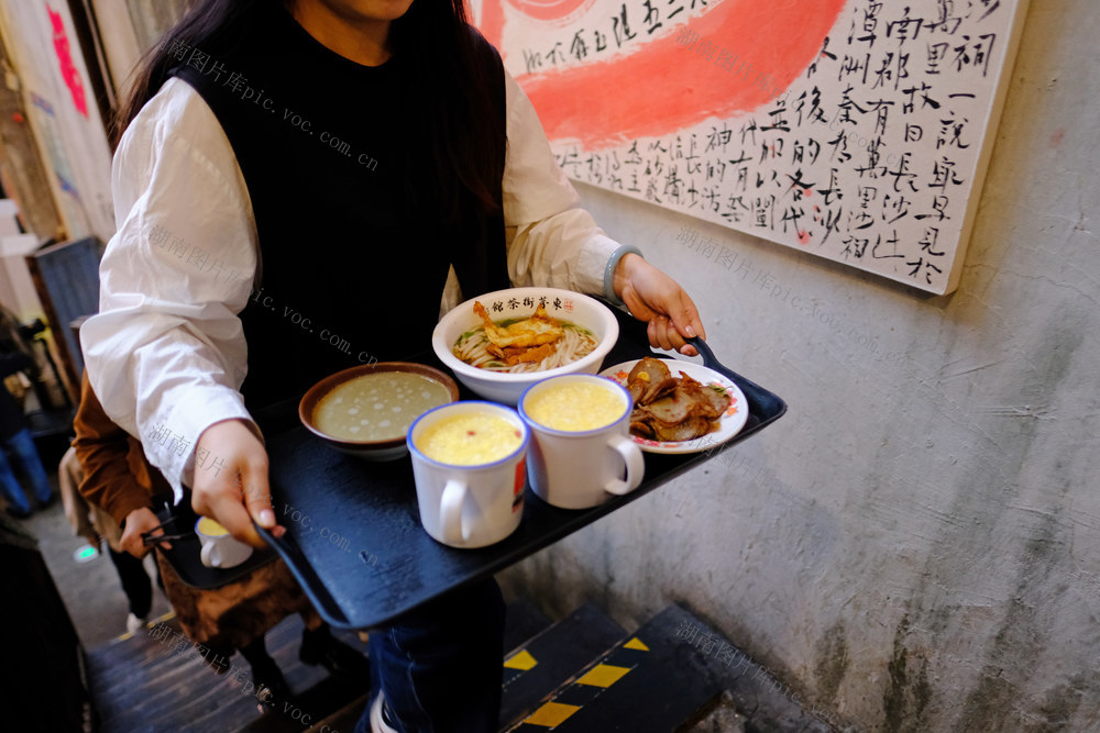 东茅街