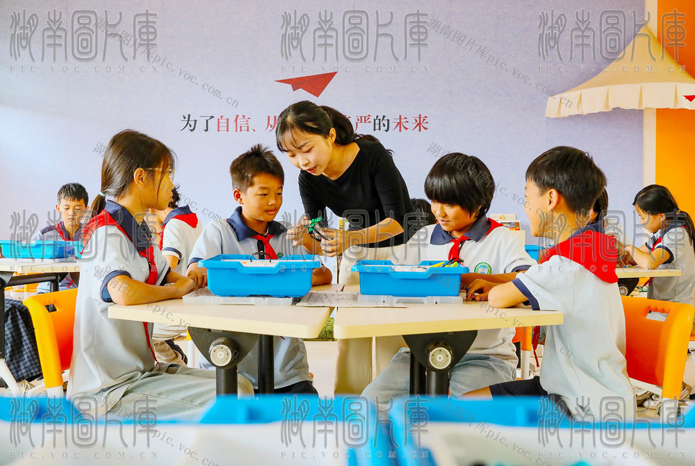 人工智能  智慧教育  学生  编程  社团