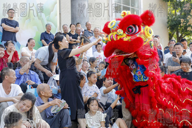 湖南新田：多彩活动迎重阳