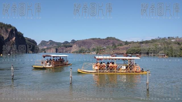 丹霞碧水  秋景  