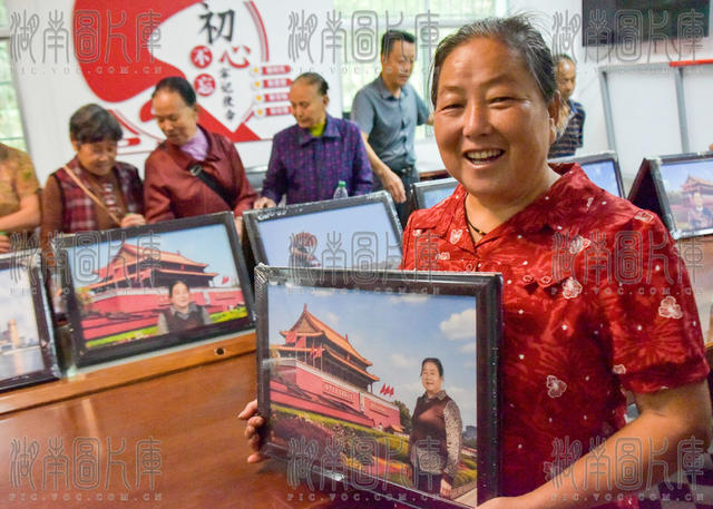 怀化  鹤城  黄金坳  江珑湾  重阳节  送文艺下乡  摄影展