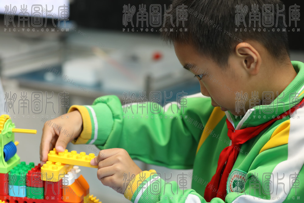 土家族 小学 苗族 学生 拼装 搭建 作品 积木 社团  创新 智慧 时间 能力
